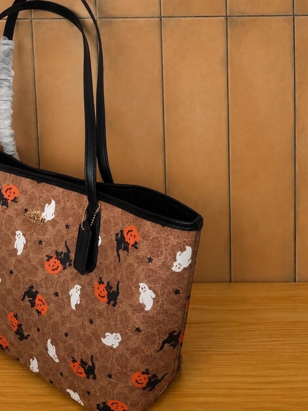 Coach City Tote Halloween 2024 Signature Canvas Purse NEW - Picture 4 of 6